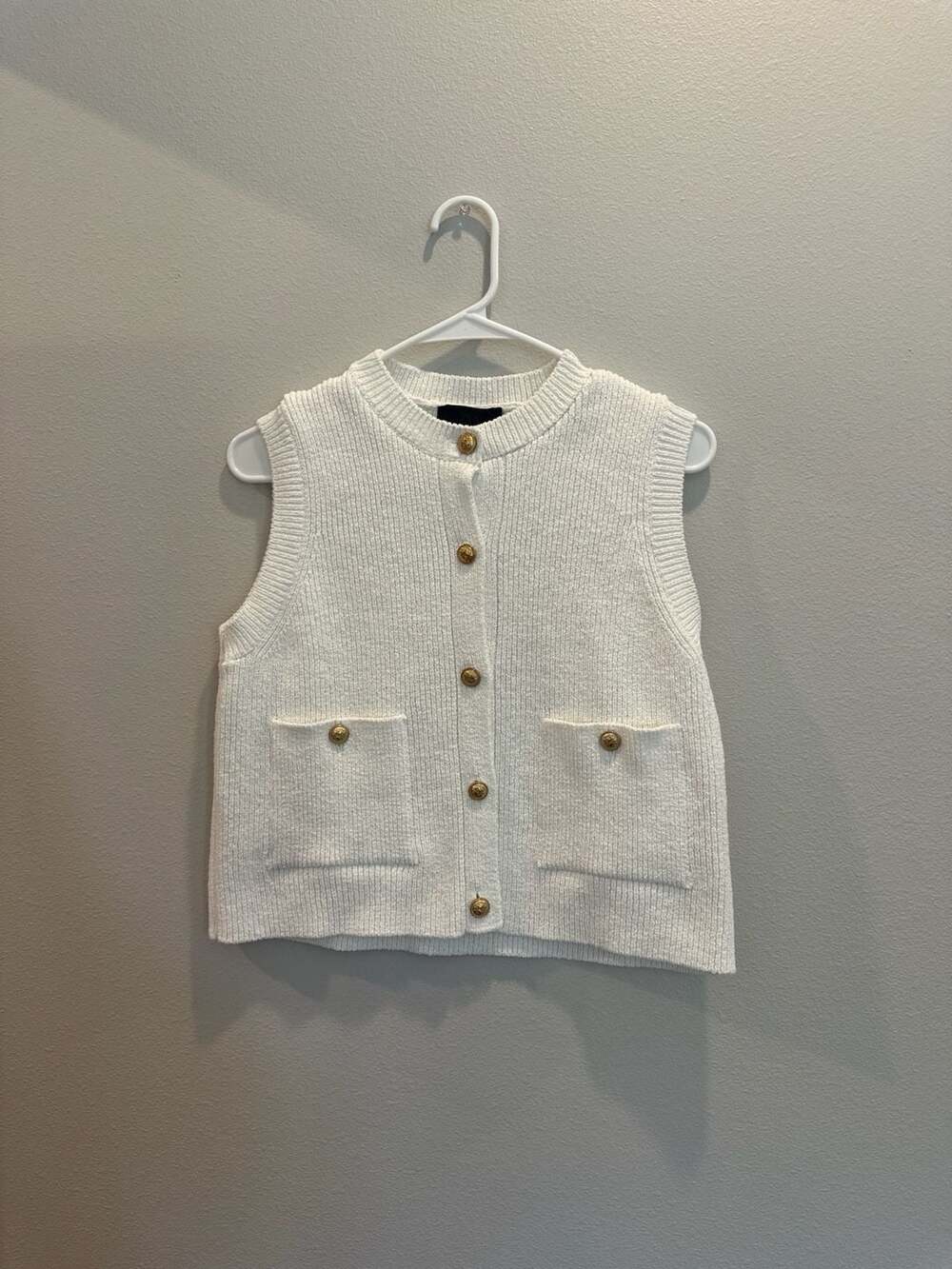 Zara White Textured Knit Vest with Gold Buttons Size S